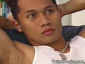 性感亚洲小受爱自慰 japan gay sex porn