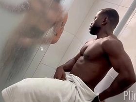 只有我 第二部 japan muscle hunk gay porn