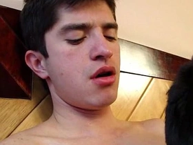 粗暴的觉醒2 hot gay domination porn