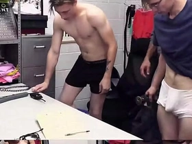 变态黑警Donovan Cox深喉猛操精壮少年Nico Nova - 少年犯系列 korean gay porn xvideo