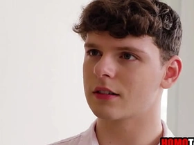 他完全不知道继兄对他有想法 hot gay porn videos