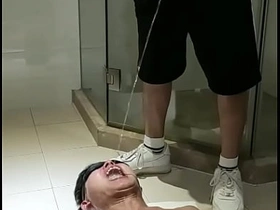 亚洲人尿吐 sg nsf gay porn