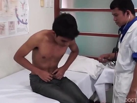 变态医疗癖亚裔肯尼与亚历克斯 chinese muscle daddy gay porn