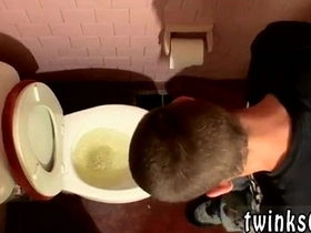 裸体健壮亚洲俊美同志男同电影《一室春光》 gay sg porn twitter