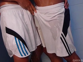 变态亚洲嫩屌Nick和Ray无套乱搞 korean bear gay porn