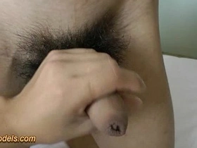 英俊瘦削男孩被绑手淫 singapore hunk gay porn