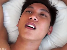 变态男孩Vahn和Rave无套狂干 vietnam gay massage porn