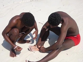 黑人嫩屌Sameul和Wilson无套交媾 gay japan porn ko