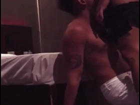 酒店服务员让我用额外小费尝尝他的大屌 chinese gay rough porn