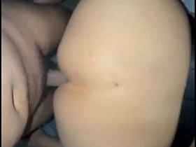 棕皮小伙Grindr约炮 无套后入 hot indian gay porn