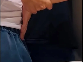 几杯黄汤下肚后 我尝了好奇直男的大屌 japan school gay porn