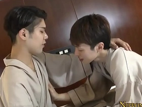 亚裔给同性小受口交 hot straight gay porn