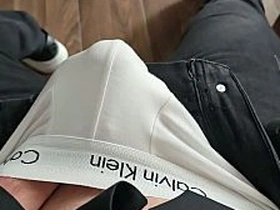 单身同志老爹PhantomGentX把软屌撸硬后疯狂手淫 hot gay porn threesome