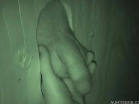 偷窥孔与鲍勃阿姨 korean first time gay porn