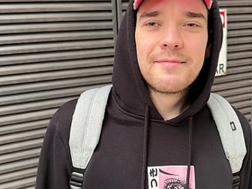 他自称直男...却在麦当劳撅起屁股 [4K] hot gay porn art