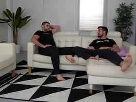 周六晚上被说服的直男 china hot gay porn