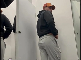 试衣间里发骚了 gay porn videos chinese