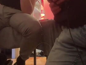 俩素人室友为粉丝直播尿湿裤子 gay korean muscular porn