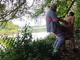 工人在草丛里狂干老外墨西哥佬 arab hot gay porn