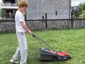 我干了房东的继子却被老爸抓现行 第一部 japan sex gay porn