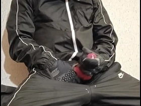 穿运动裤的骚年发情了 hot indian gay teen porn