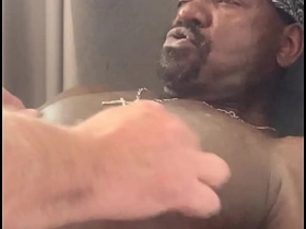 跨种族BDSM玩奶第二集 gay porn chinese gangbang