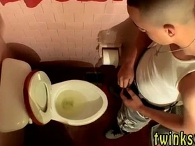 亚裔极端EMO嫩屌同志电影处女作画廊 gay porn singaporean