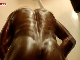 可爱小帅哥在基友家洗澡 hot black hunk gay porn