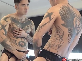 YOSHIKAWASAKIXXX - 义雄玩弄奶头并打飞机 gay porn japan public