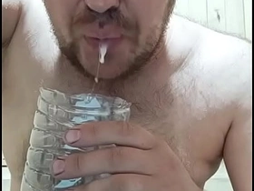 大鸡巴射出一发热精，接着被吃掉了！ gay japan porn freeze