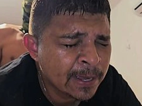 修车工用屁眼还债，被三根大屌轮着操 singapore indian gay porn