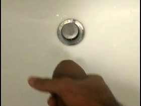 亚洲少年打飞机射精 japan gay blowjob porn