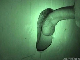 鲍勃阿姨的公共厕所偷拍 hot gay wrestling porn