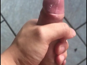 亚洲人激烈射精 deep in hot water gay porn