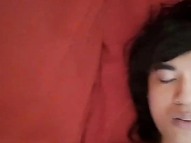 业余男同视频里苗条光滑瘦仔撸性感鸡巴的脸腹肚脐眼嘴皮肤多角度 korean friend gay porn