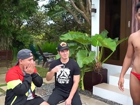 亚洲泳池热辣男孩 indonesia gay porn outdoor