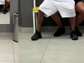 健身教练练完就操了我 chinese school gay porn