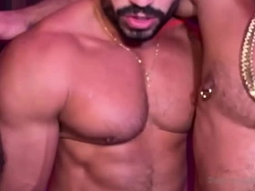 肥佬群P狂欢 china sex gay porn