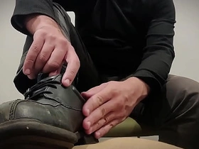 Findmon 第1卷 - 跪下还是腐烂 - LV1 金主调教 gay porn japan time stop