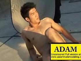 亚裔男模Adam young hot gay porn