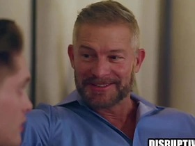 缺乏安全感的同志被年长情人操 korean bbc gay porn