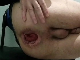 拍完300部肛交片後曬臀 還被巨物狠狠插入 porn gay handsome chinese