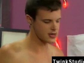 亚裔男性射精照片 Ryan Sharp本来没性趣 hot indian gay porn videos