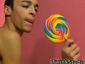 亚洲少年同志性爱视频《Dustin Cooper想尝尝鲜》 hot gay porn ass